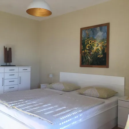 Bei Manda * بونات