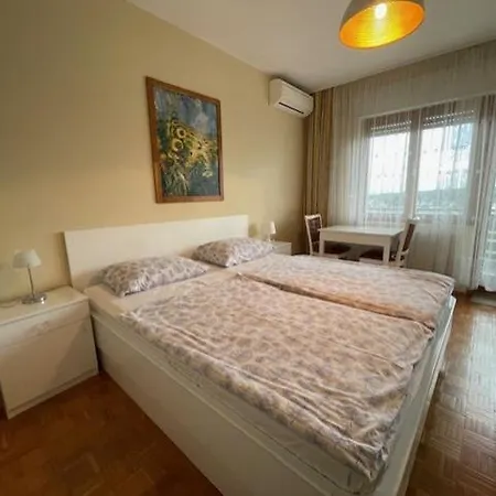 Bei Manda Apartmán *